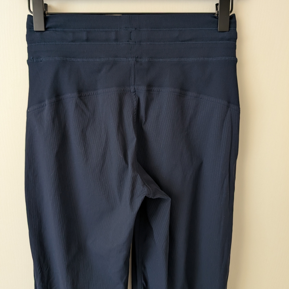 lululemon athletica Womens 2 Dance Studio Joggers Blue Activewear Athleisure - Picture 6 of 8